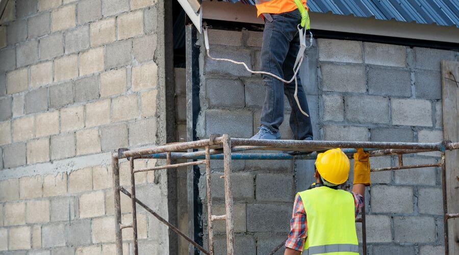 Expert Emergency Roof Repairs services in Felton, MN